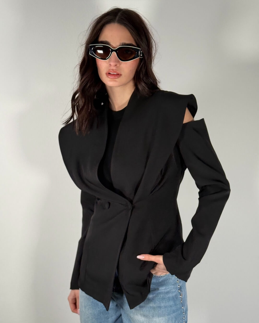 OF - Blazer Anita nero con aperture