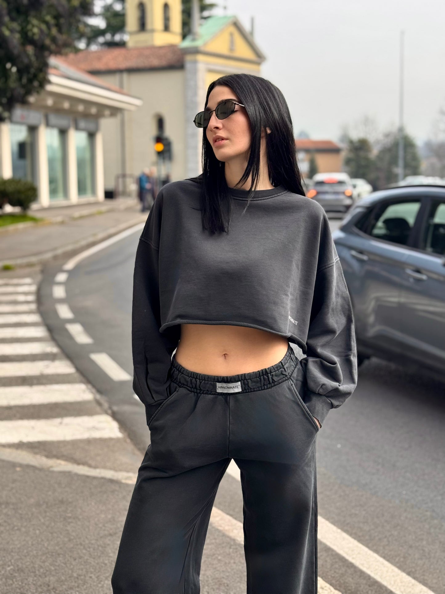 LM - Hinnominate Felpa corta paricollo old nero