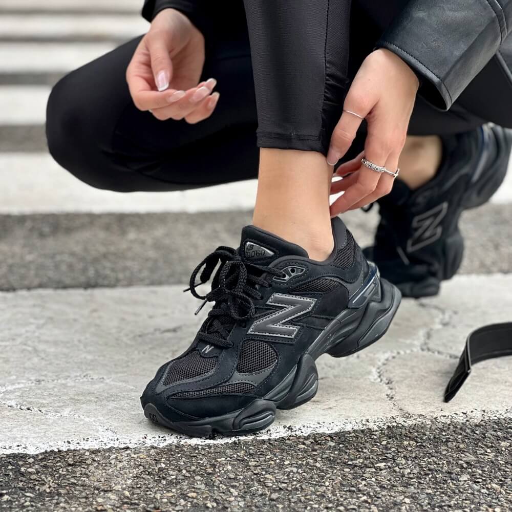 [美品] New Balance ニューバランスU9060ZGE BLACK NEW BALANCE U9060ZGE BLACK ニューバランス スニーカー ( 黒