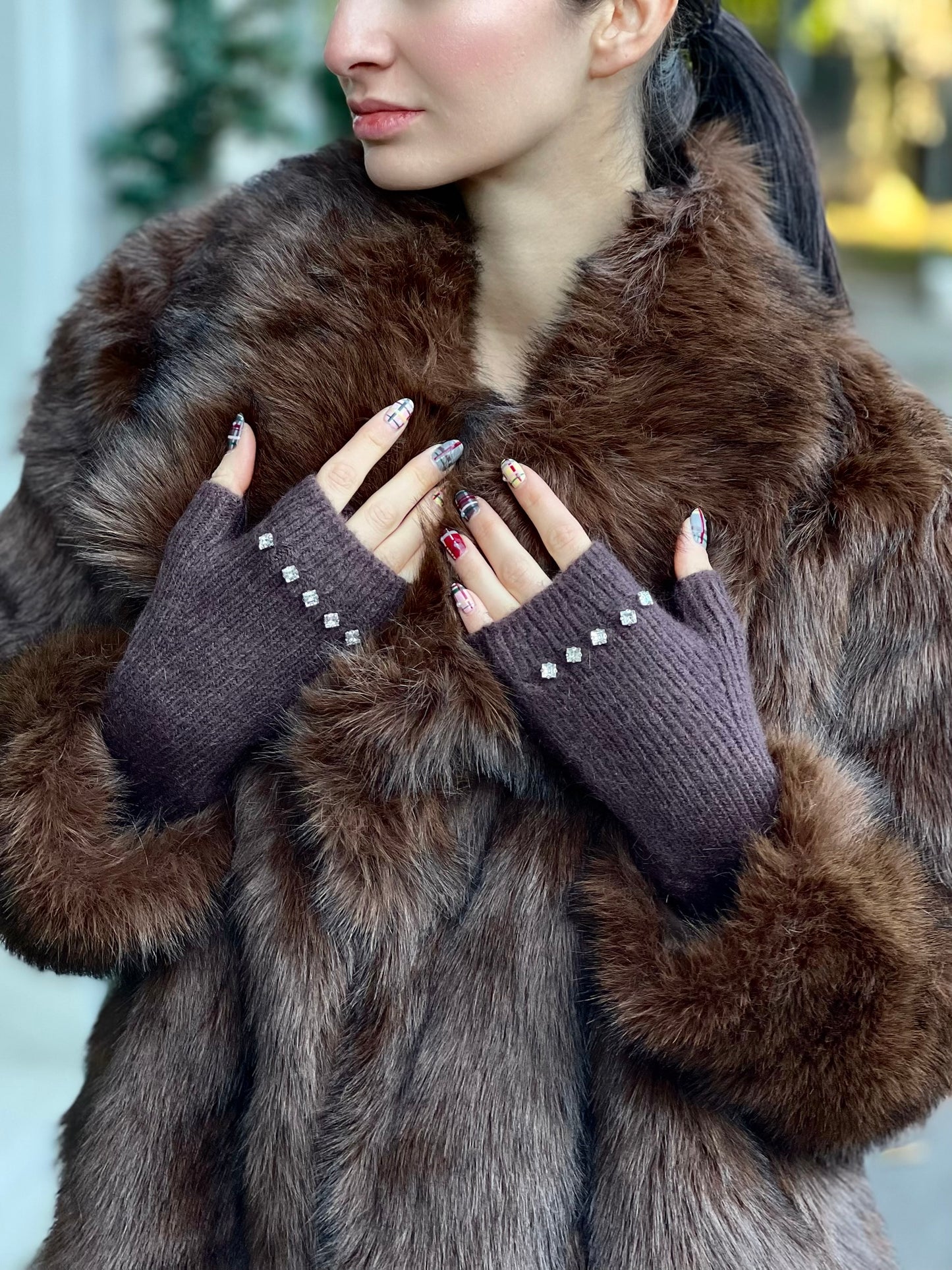 LM - Guantini Lux marrone con pietre