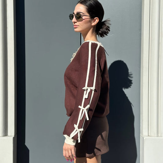 OF - Maglione Dana marrone con fiocchi