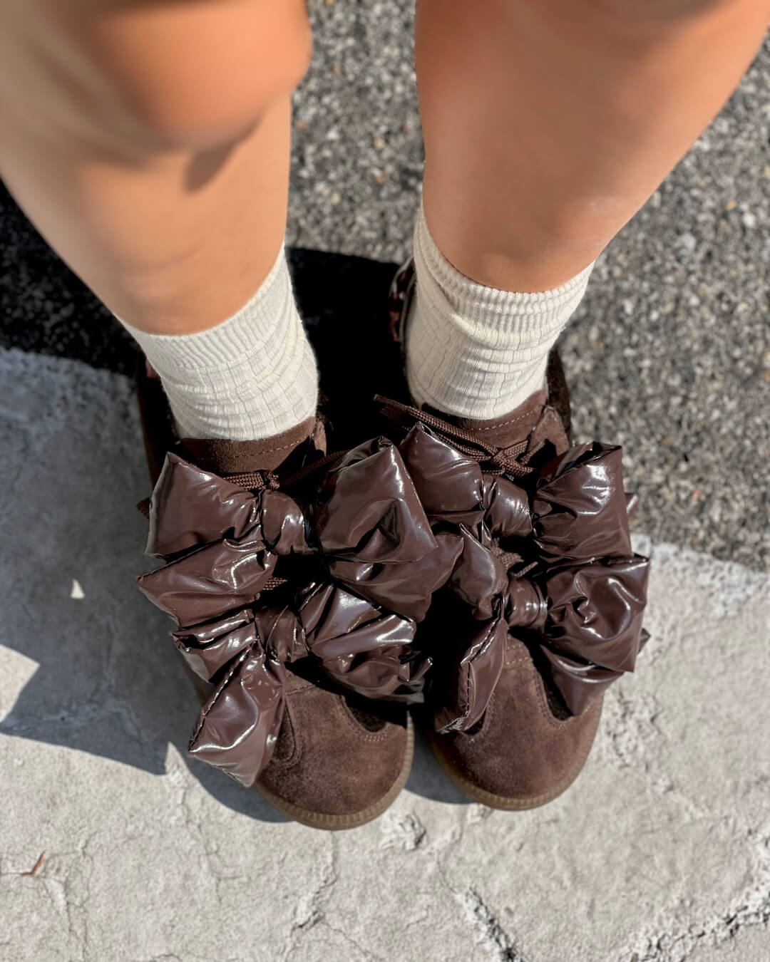 OF - Sneaker Joyce testa di moro con fiocchi