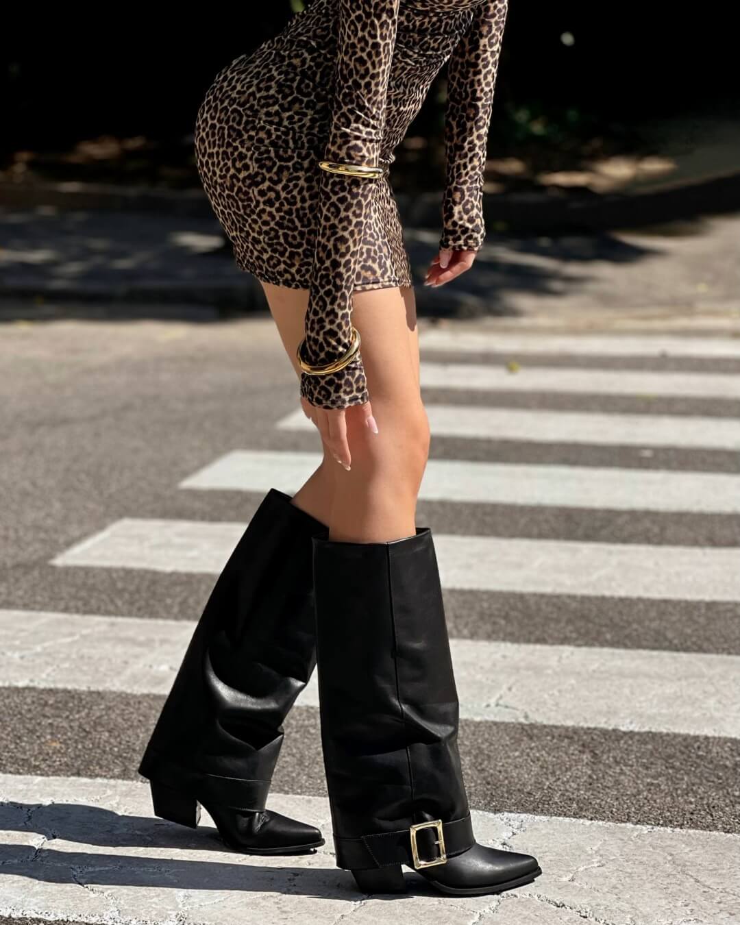 OF - Texano Arya nero con fibbia oro