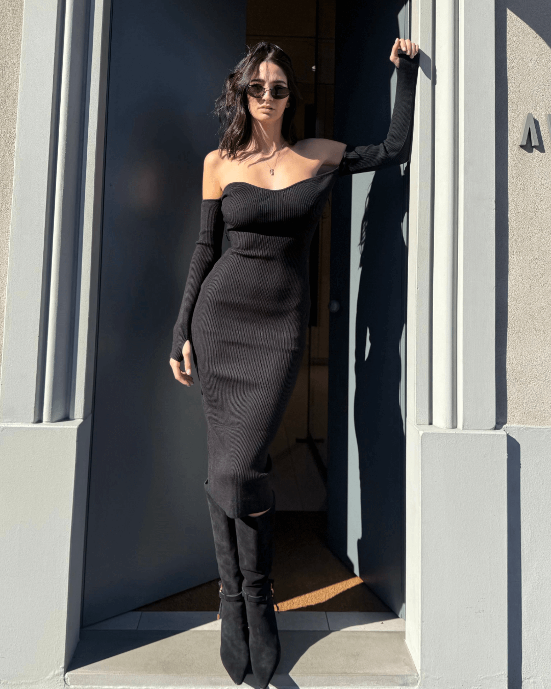 OF - Abito Niko con scollo a barchetta