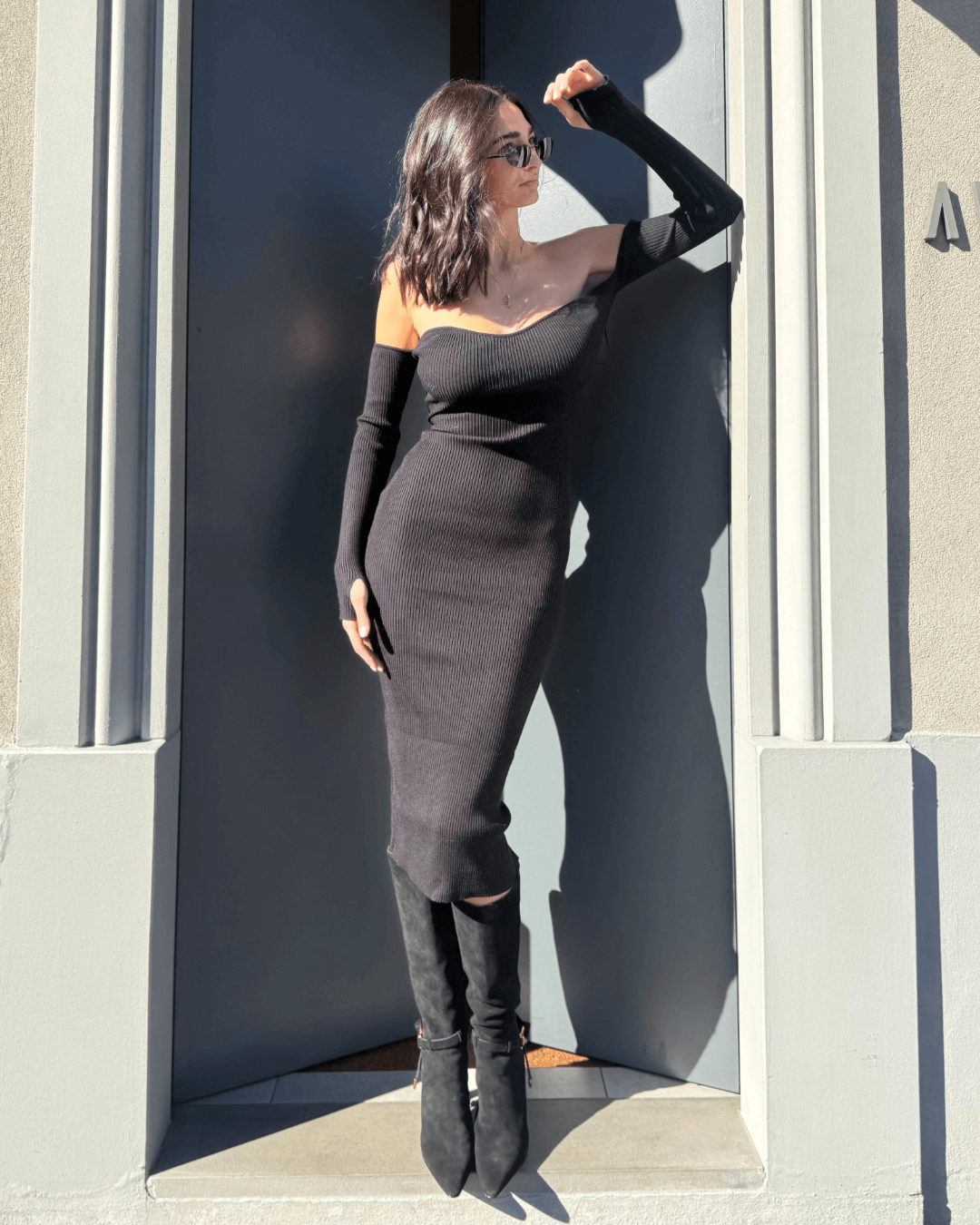 OF - Abito Niko con scollo a barchetta