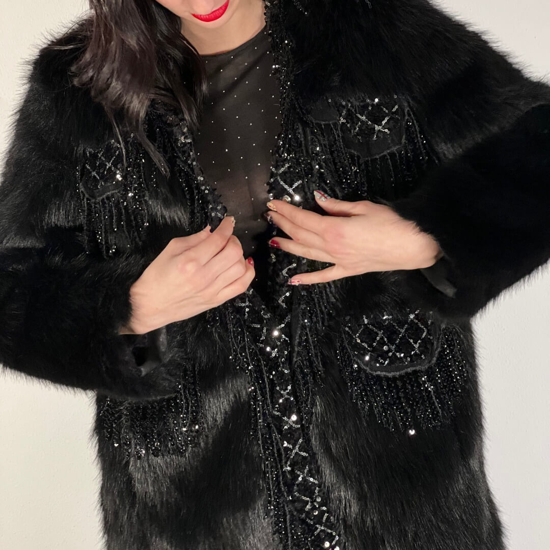 OF - Ecopelliccia Michelle nero con strass e pietre