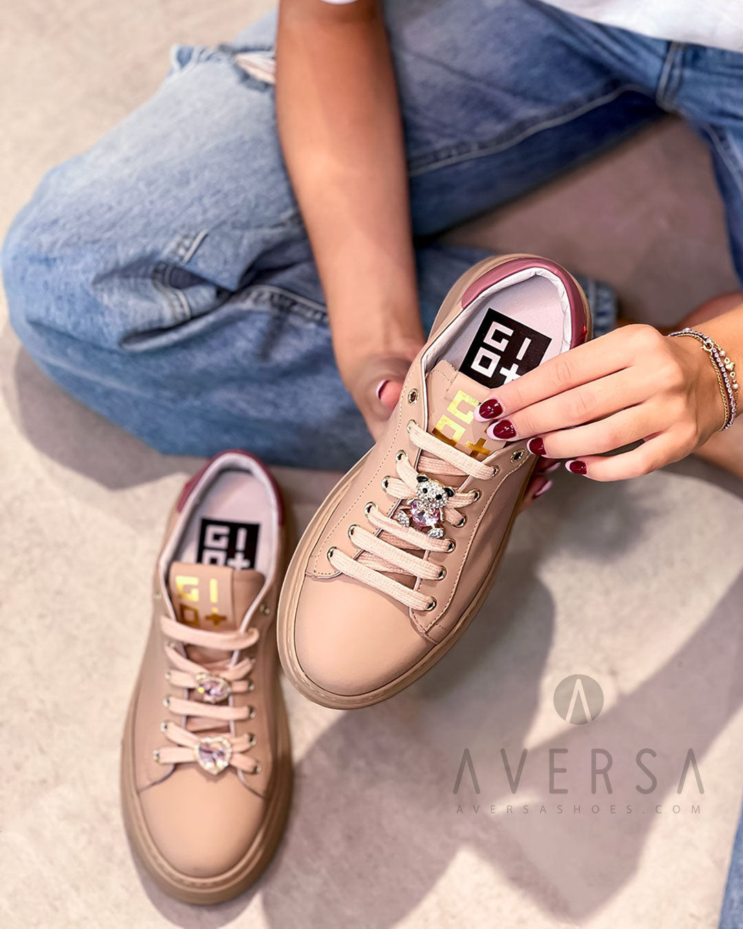 OF - Sneaker Ines charms