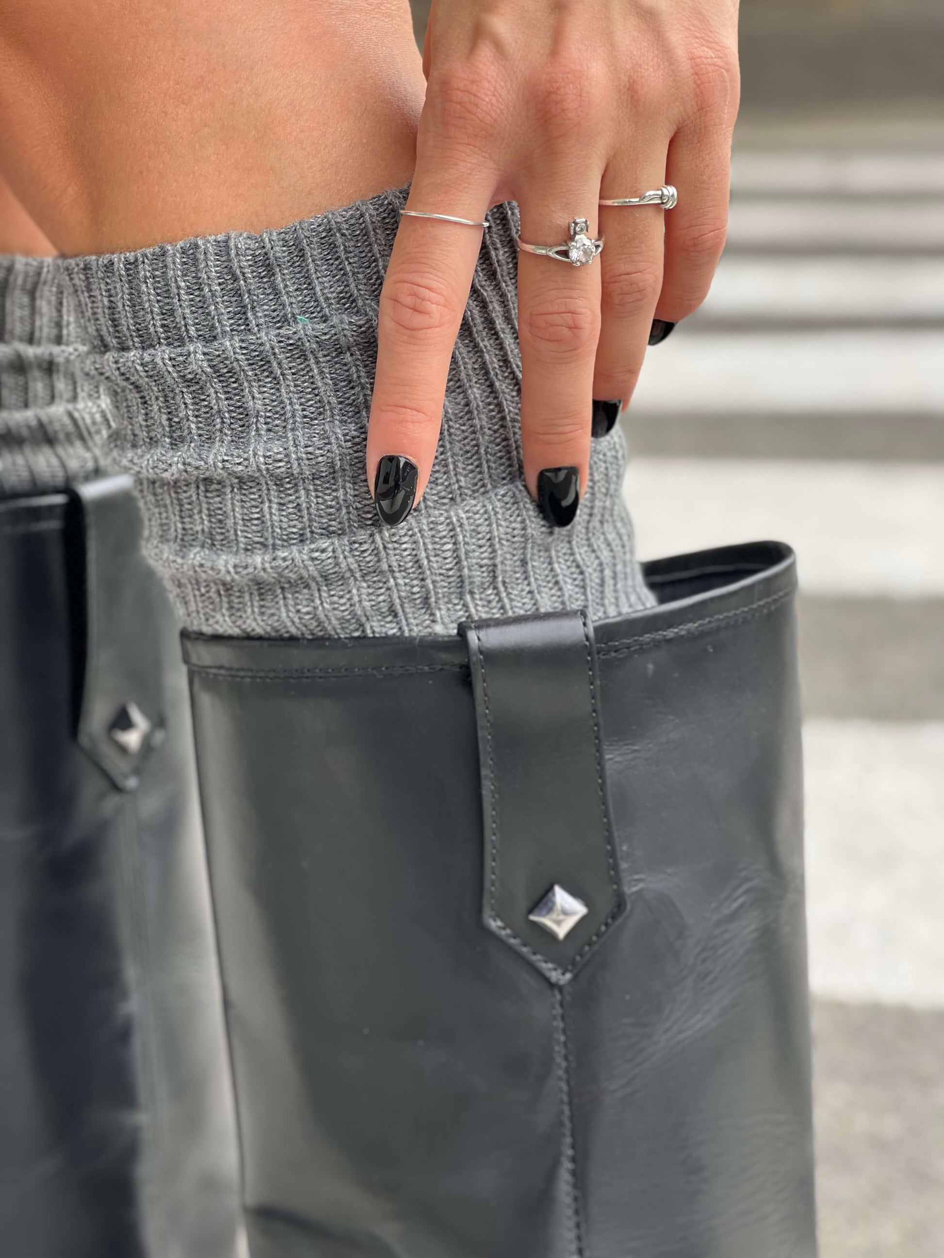 OF - Biker Ryan nero con dettagli argento scuro