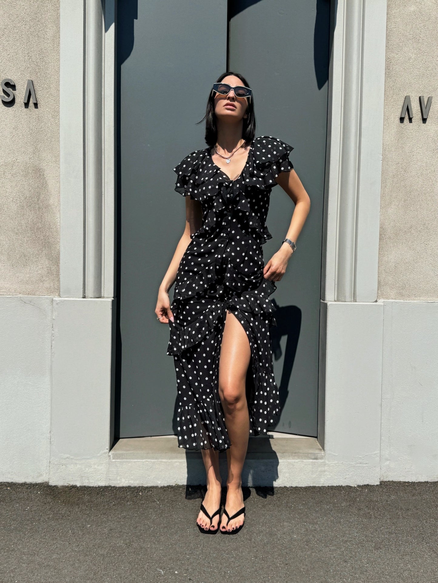 LM - Abito Botero nero con pois