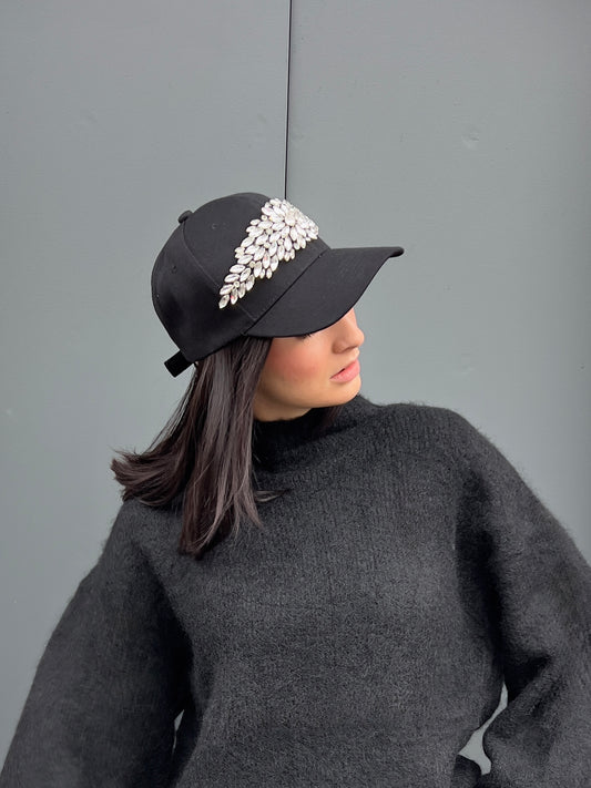 OF - Cappello Riri nero con pietre