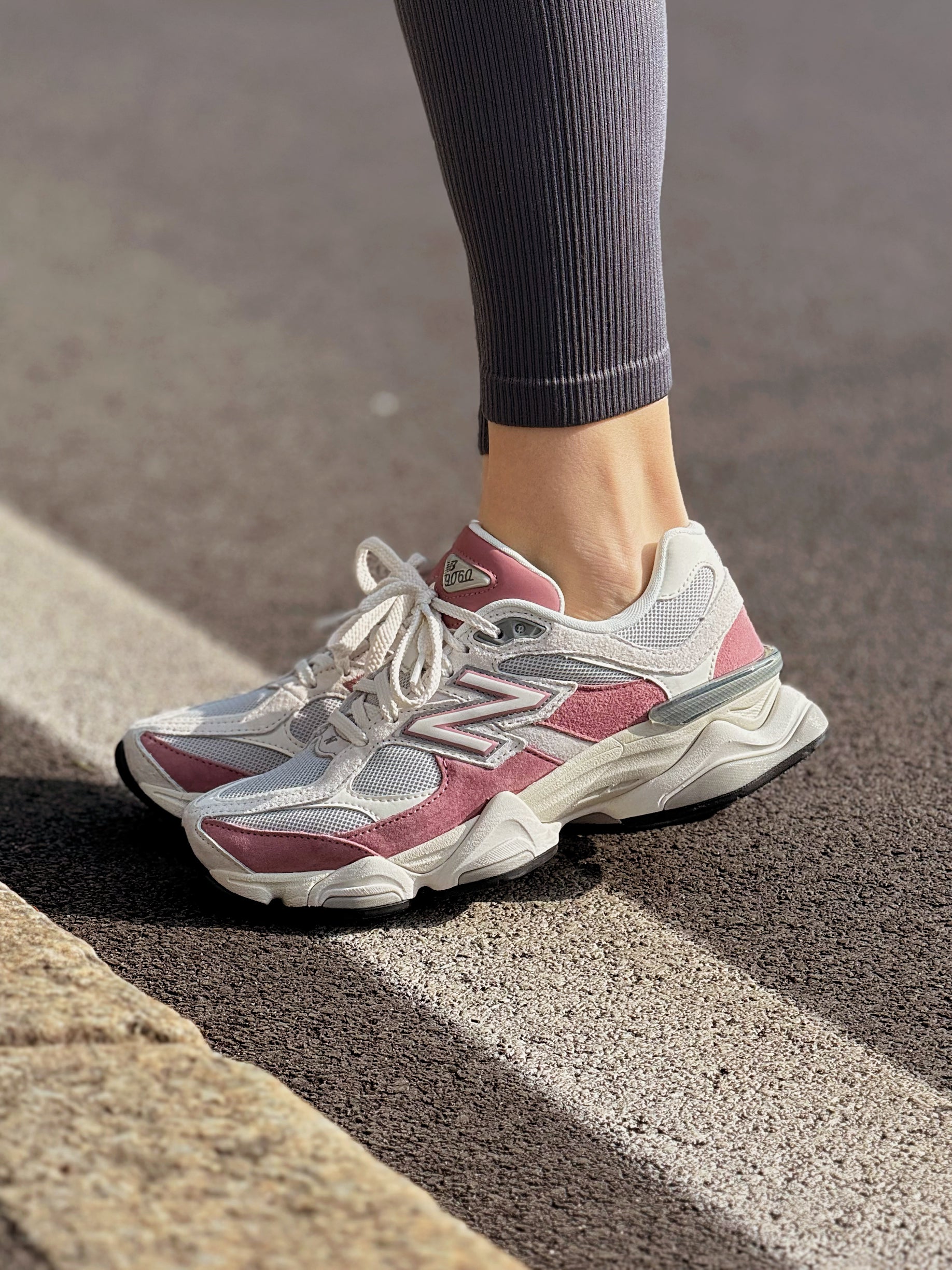 OF - New Balance U906040V rosewood