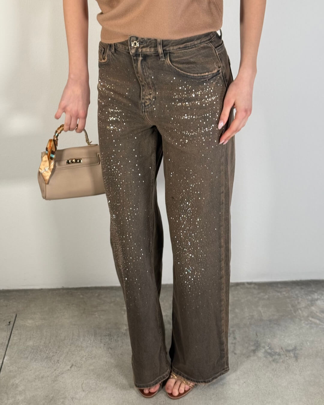OF - Jeans Fumè marrone con strass