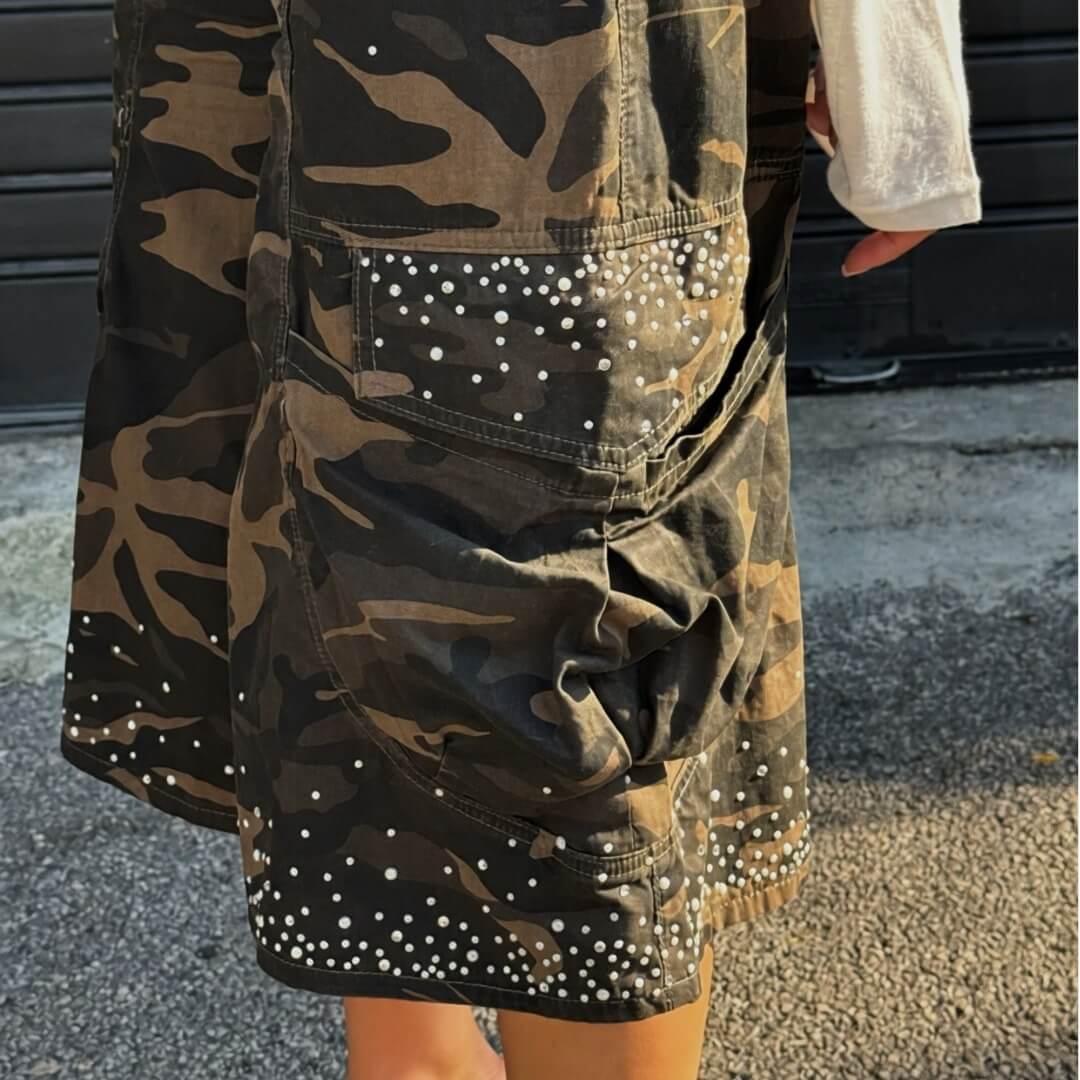 OF - Jorts Yuki mimetico con strass e perle