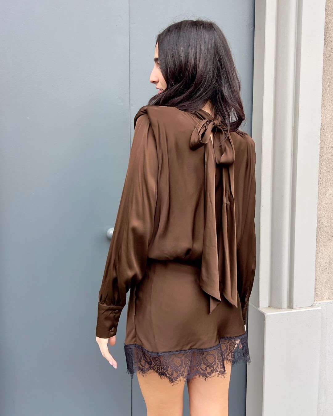 OF - LUMINA Abito Koko marrone con inserti in pizzo