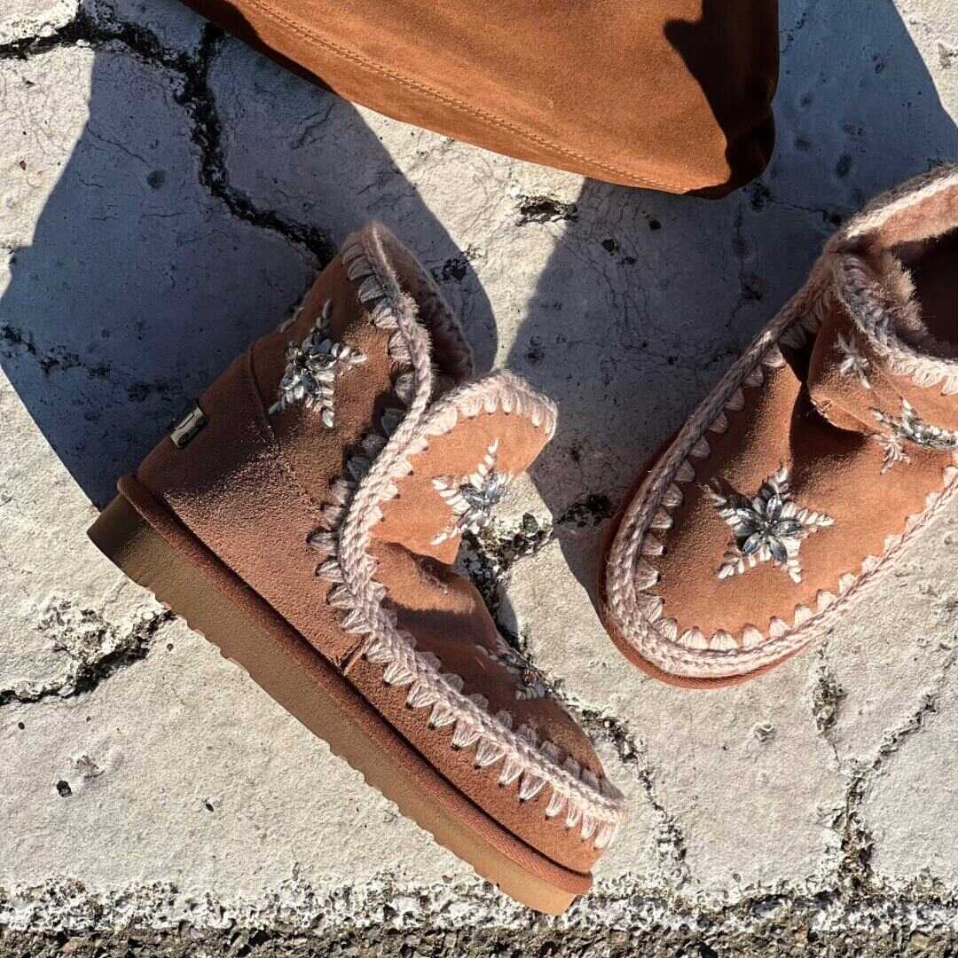 OF - MOU Eskimo wool stars rhinestones pink brown