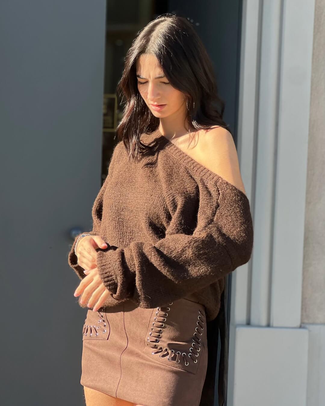 OF - Maglione Coco marrone con fiocco nero