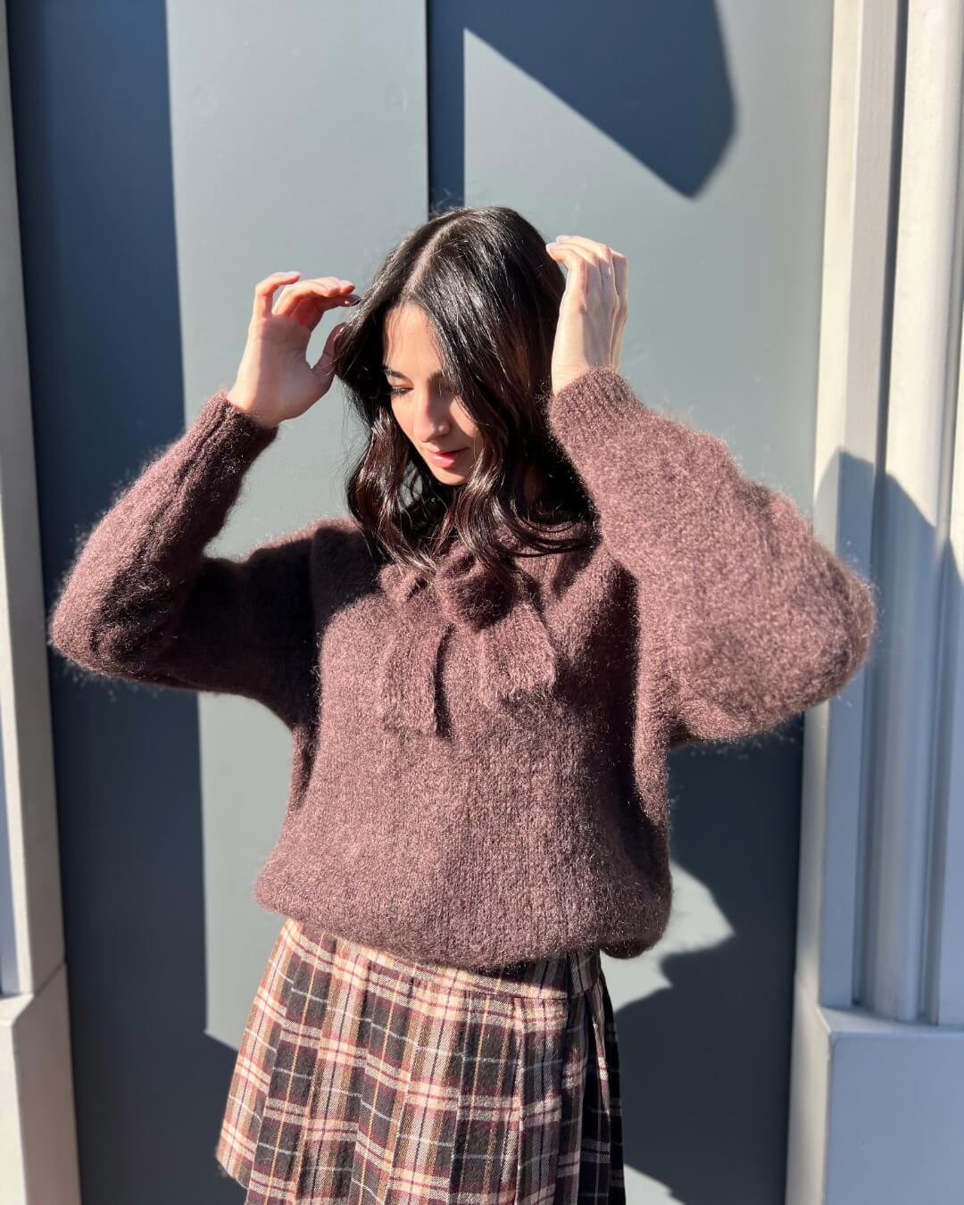 OF - Maglione Den mohair marrone con fiocco