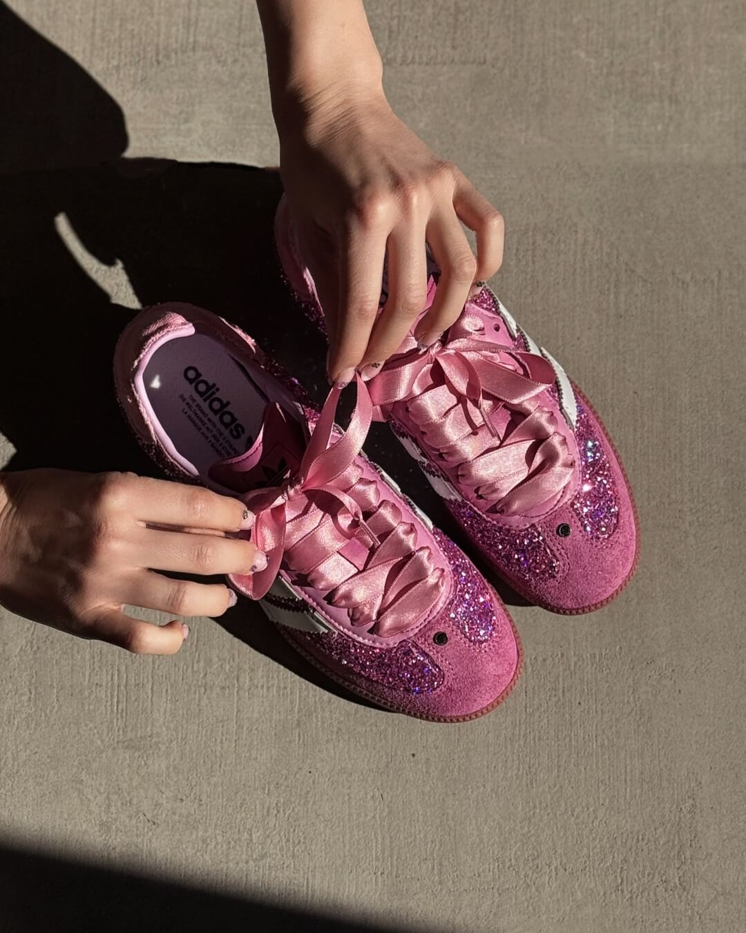 OF - Adidas Samba full glitter pink