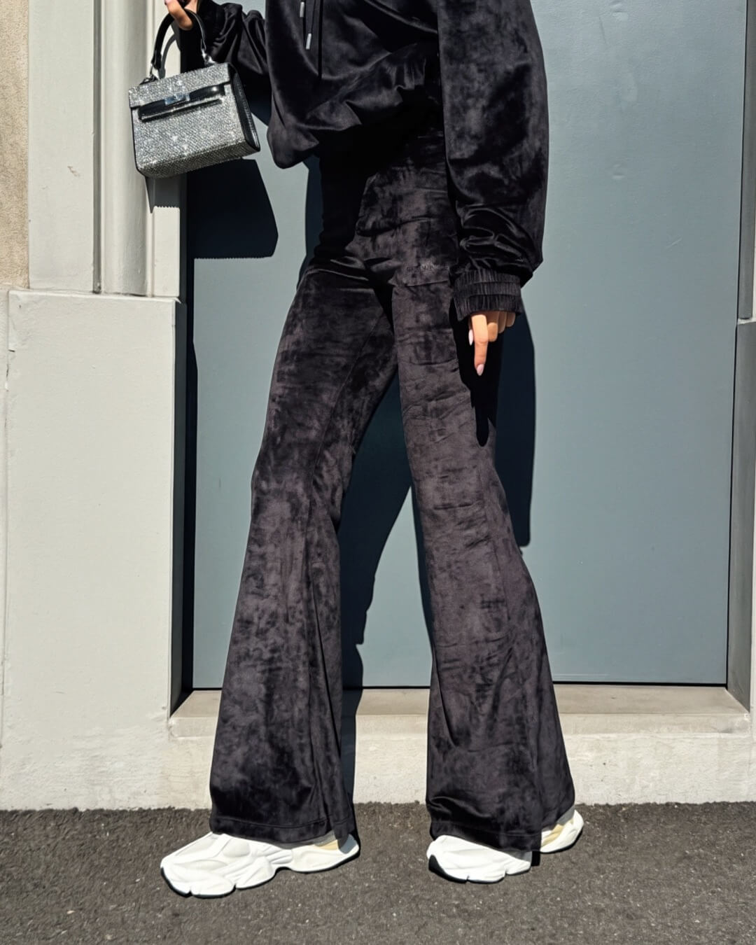 Hinnominate Pantalone flare ciniglia nero