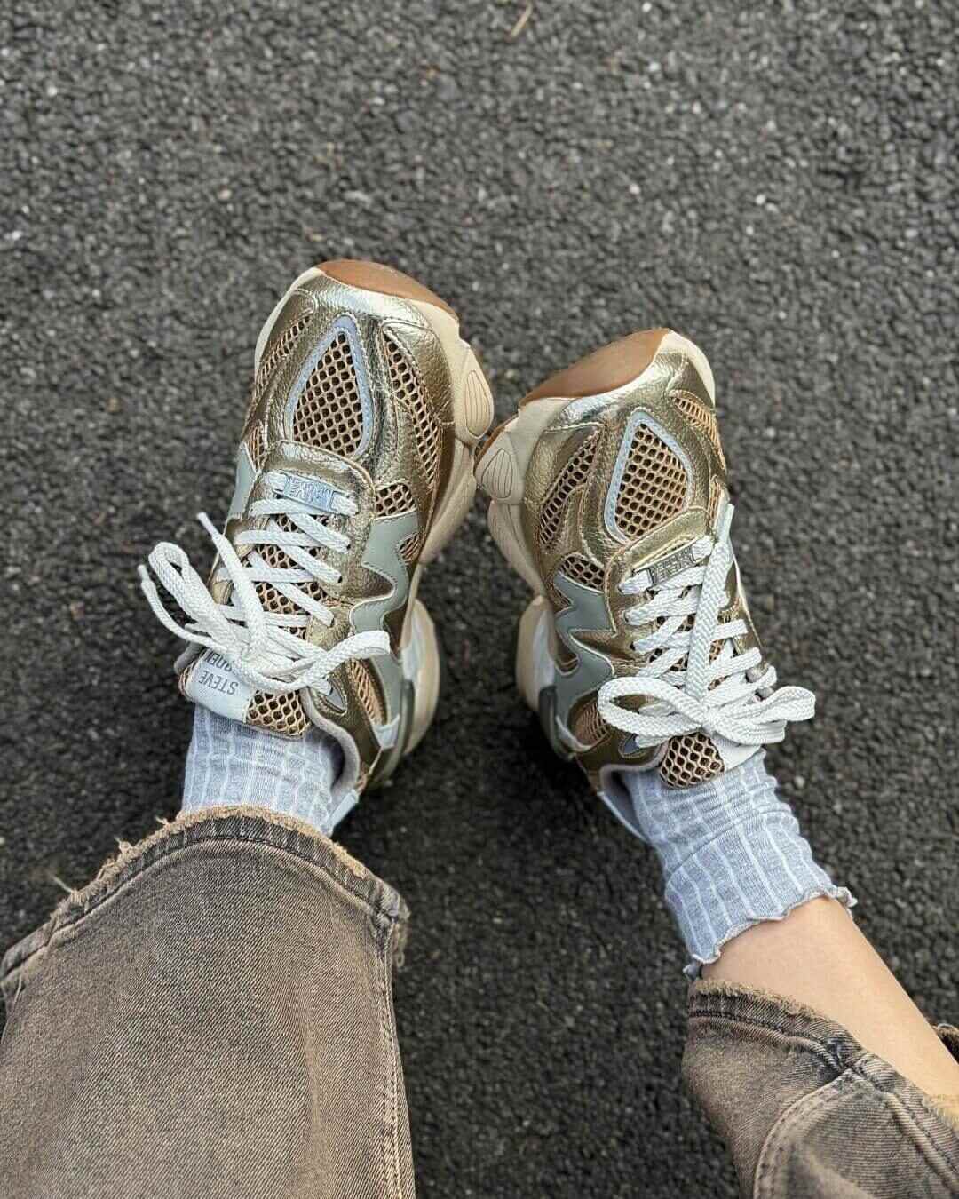 Steve Madden Speeder gold multi