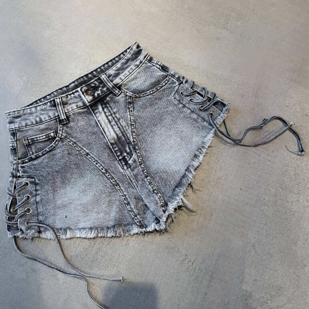 LM - Shorts Lisa lacci grigio con borchie