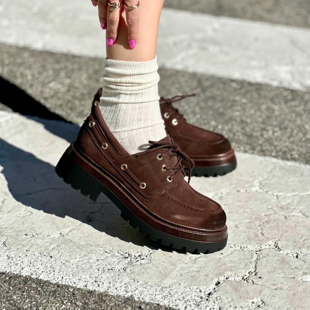 OF - Steve Madden Detroit brown suede