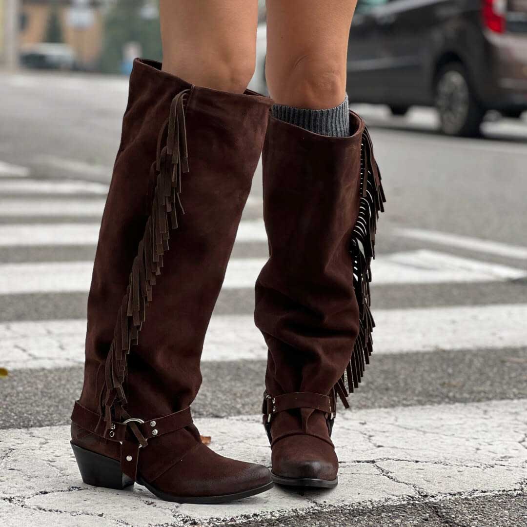 Stivale Montero camoscio moro con frange