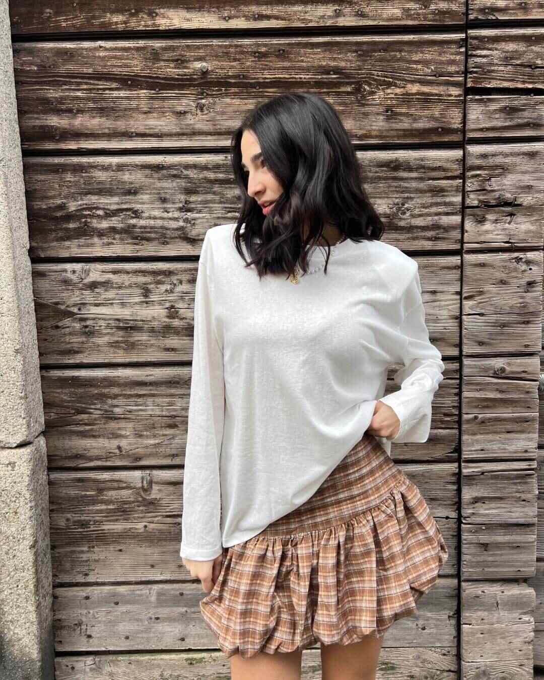 OF - T-shirt Melissa bianco con spalle imbottite