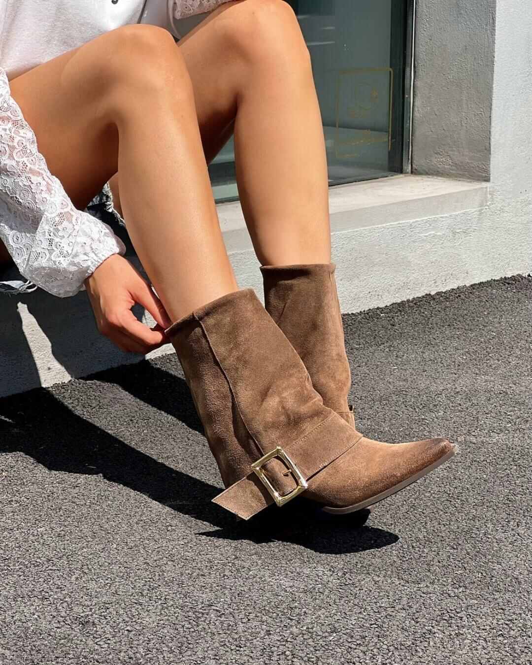 OF - Texano Vanessa taupe con fibbia oro