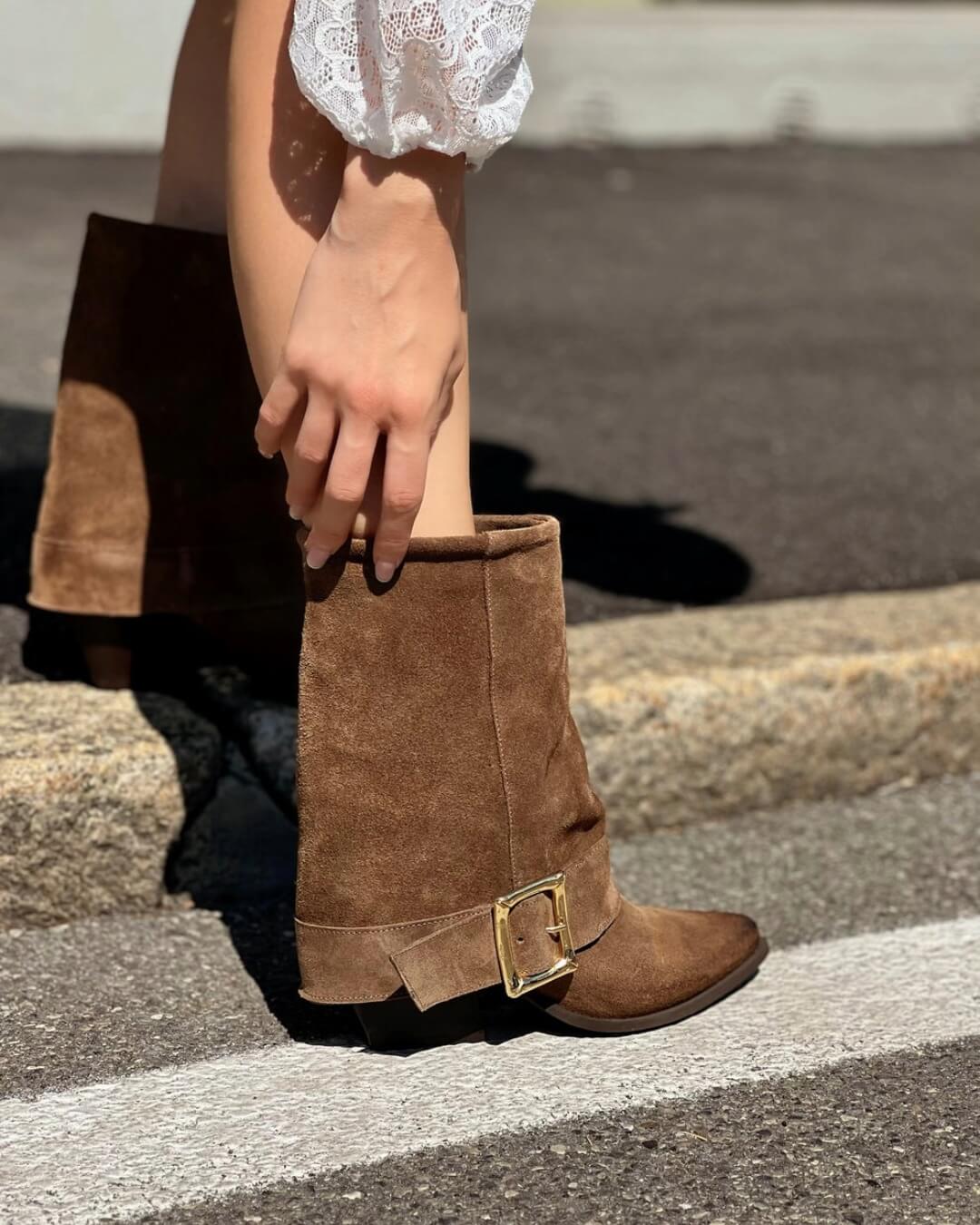 OF - Texano Vanessa taupe con fibbia oro