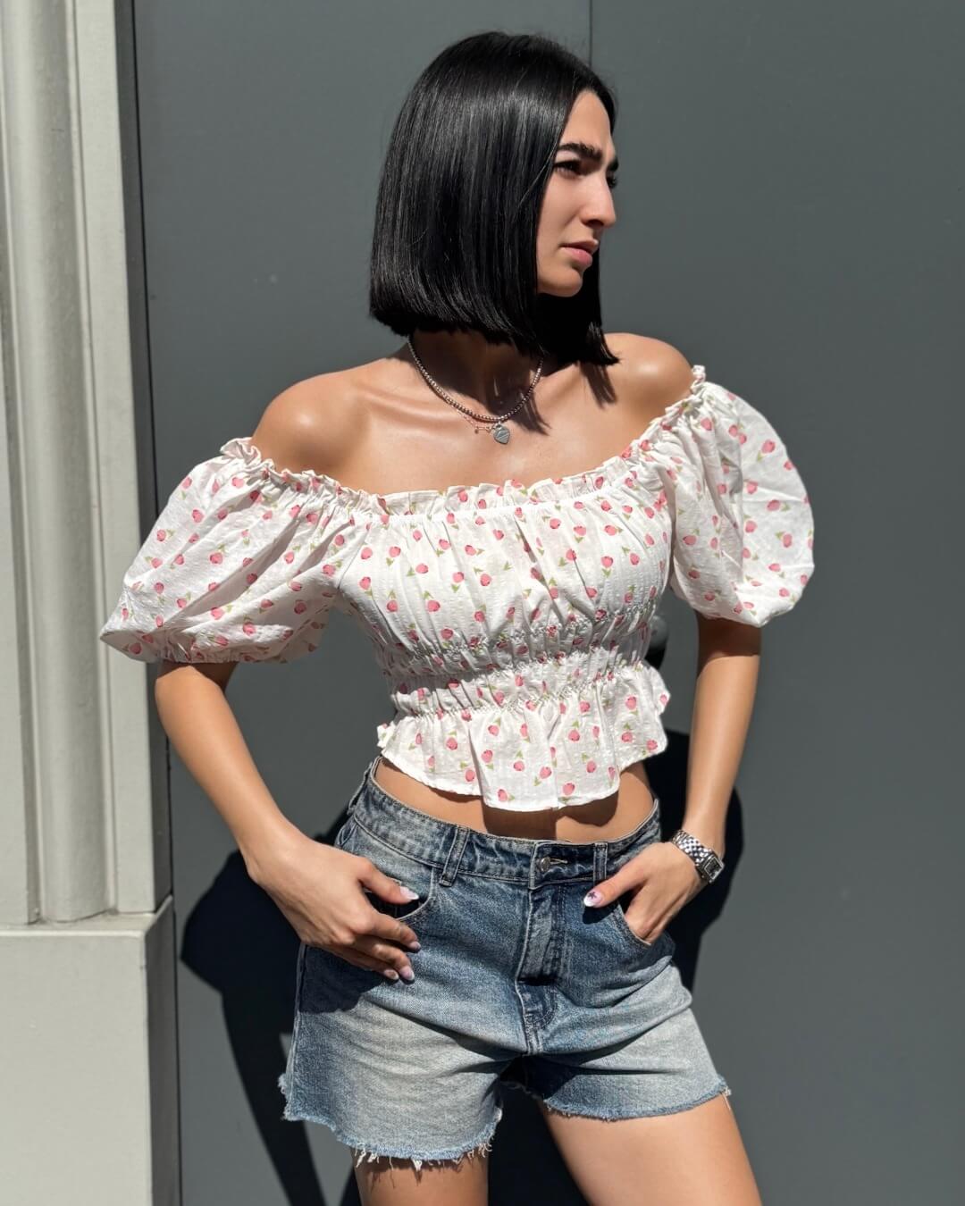 OF - Top Serena bianco con fiori