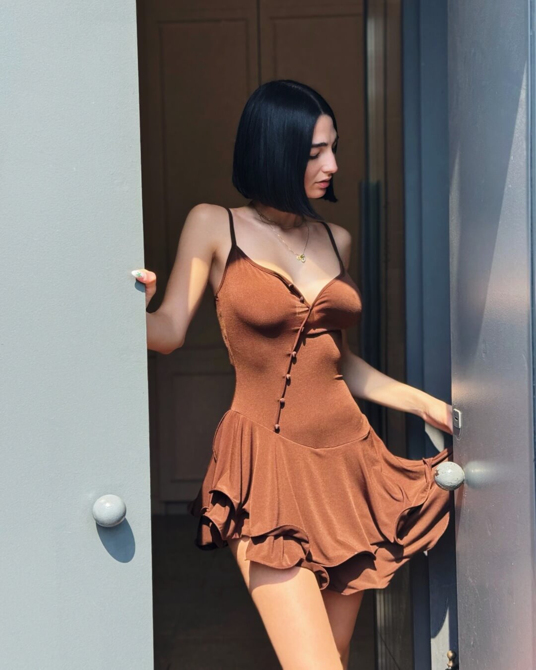 OF - Tutina Creta marrone con balze