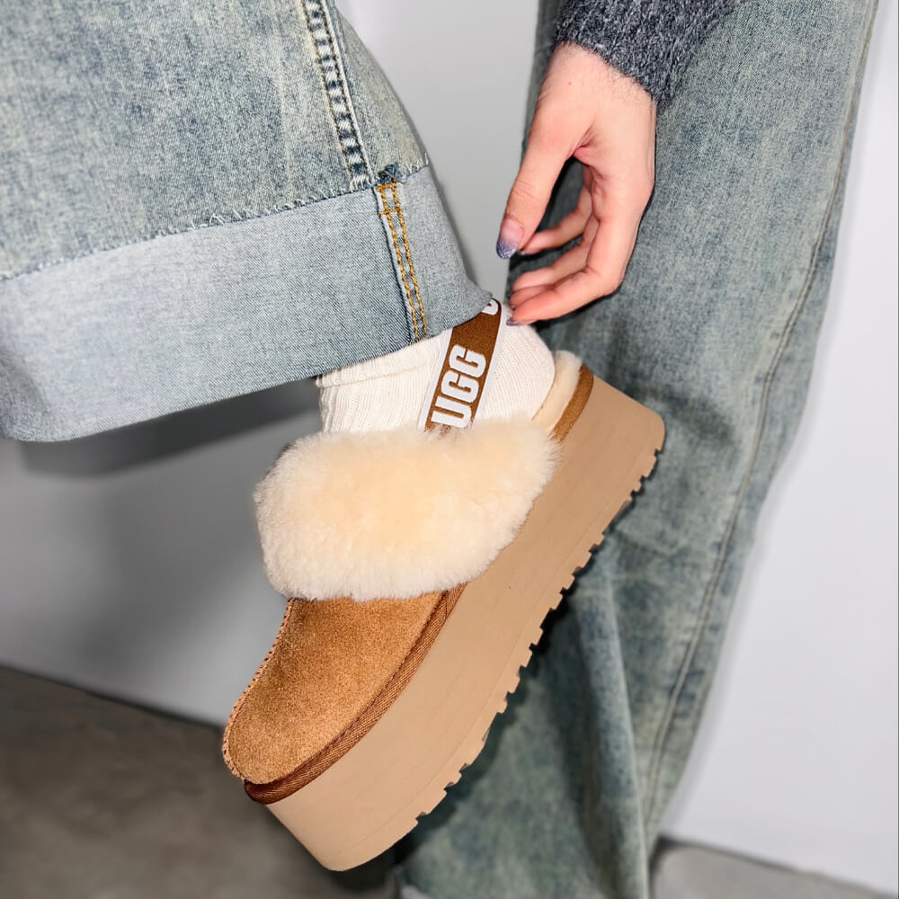 OF - UGG Funkette chestnut