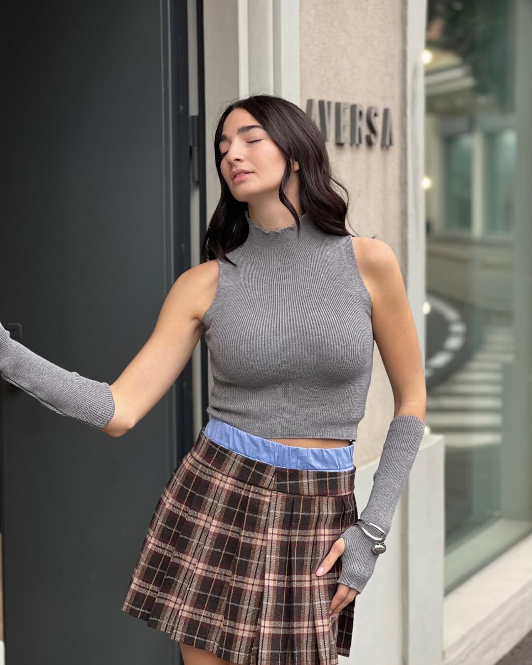 OF - Top Angela grigio con manicotti